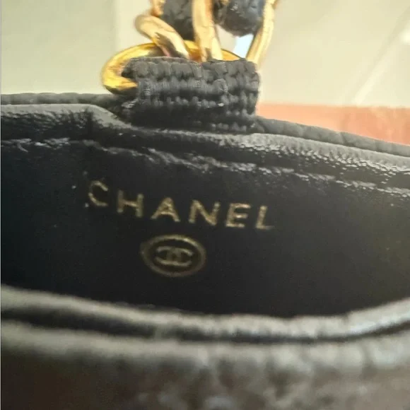 Brand new Chanel Black Quilted Card Holder on Chain – GWP - Picture 5 of 5